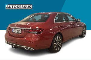 Mercedes-Benz E esikatselu 5