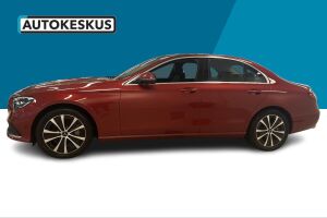 Mercedes-Benz E esikatselu 8
