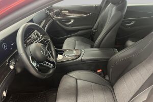 Mercedes-Benz E esikatselu 9