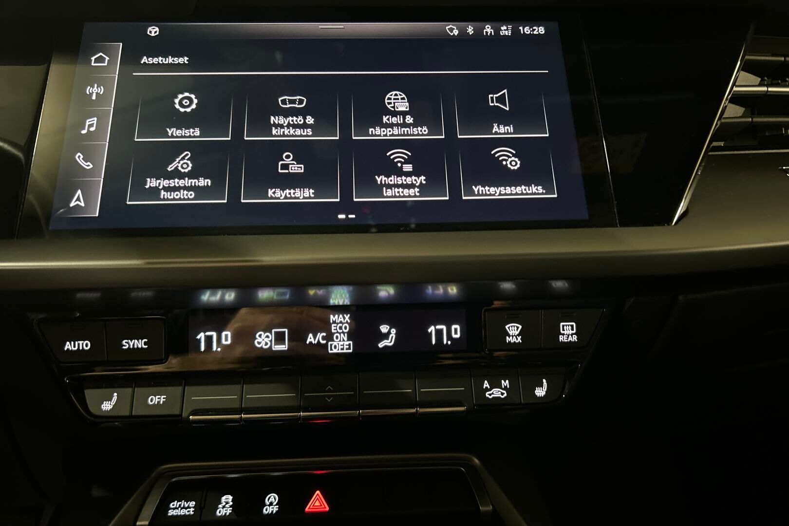 Audi A3 iso kuva 18