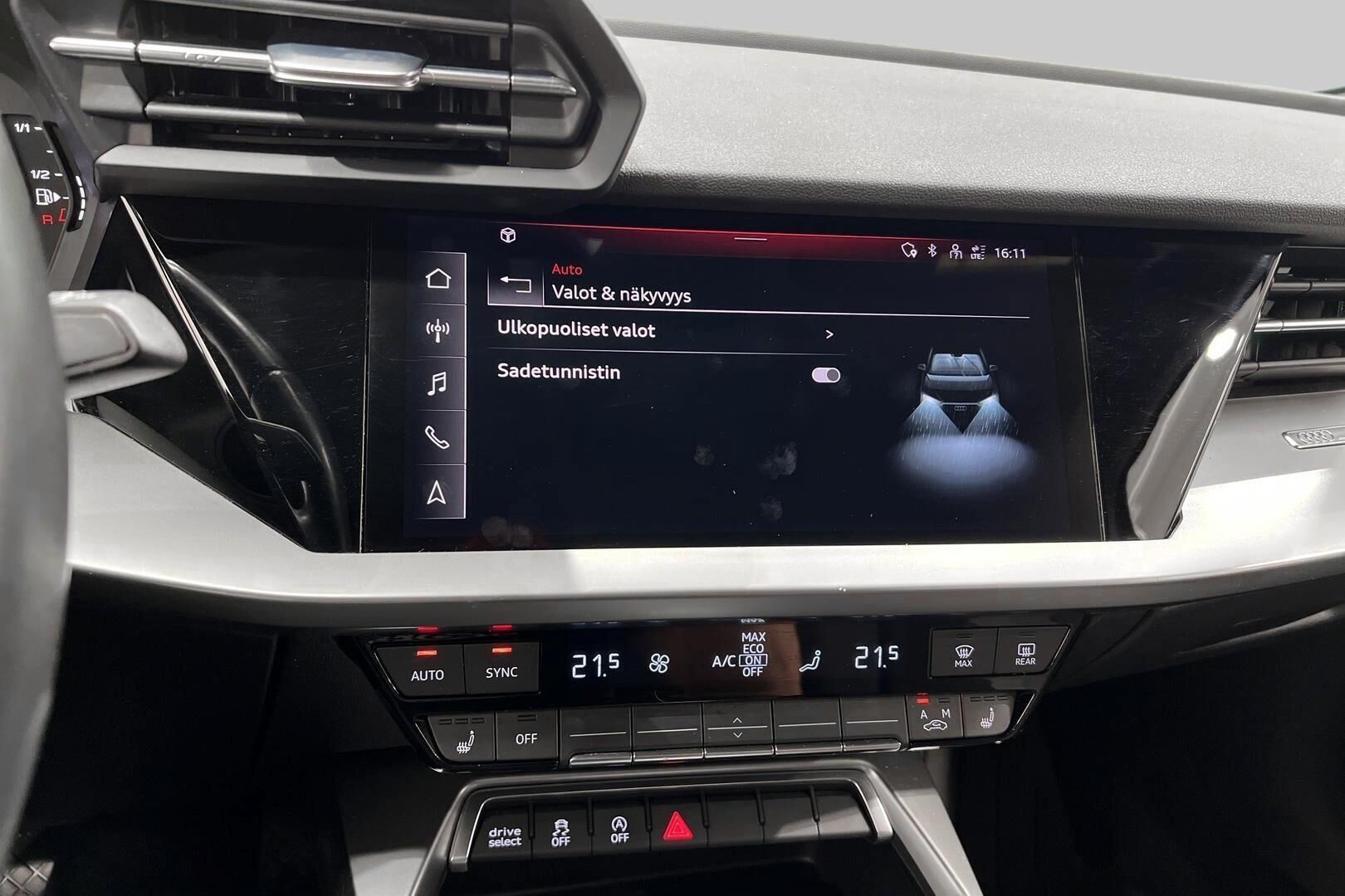 Audi A3 iso kuva 18