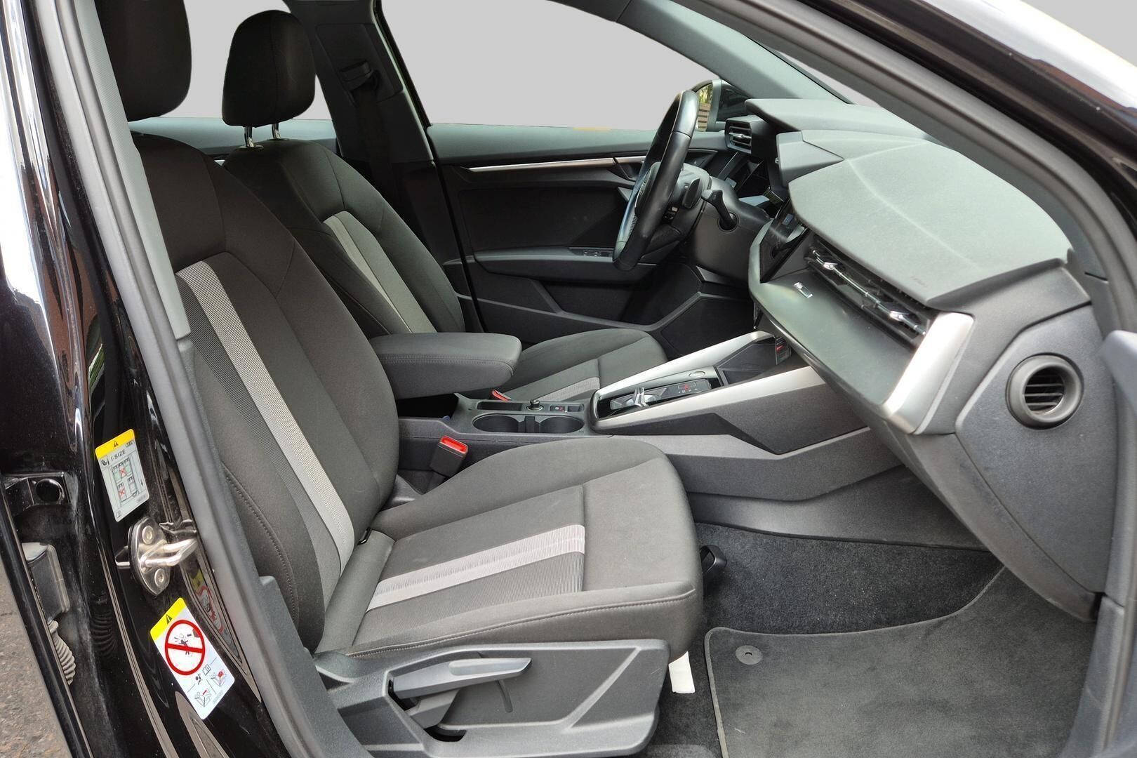 Audi A3 iso kuva 4