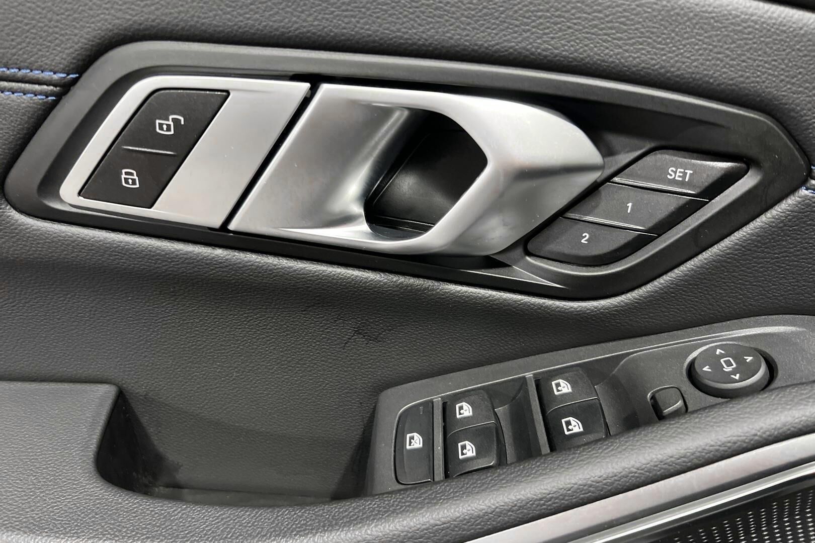 BMW 3-sarja iso kuva 14