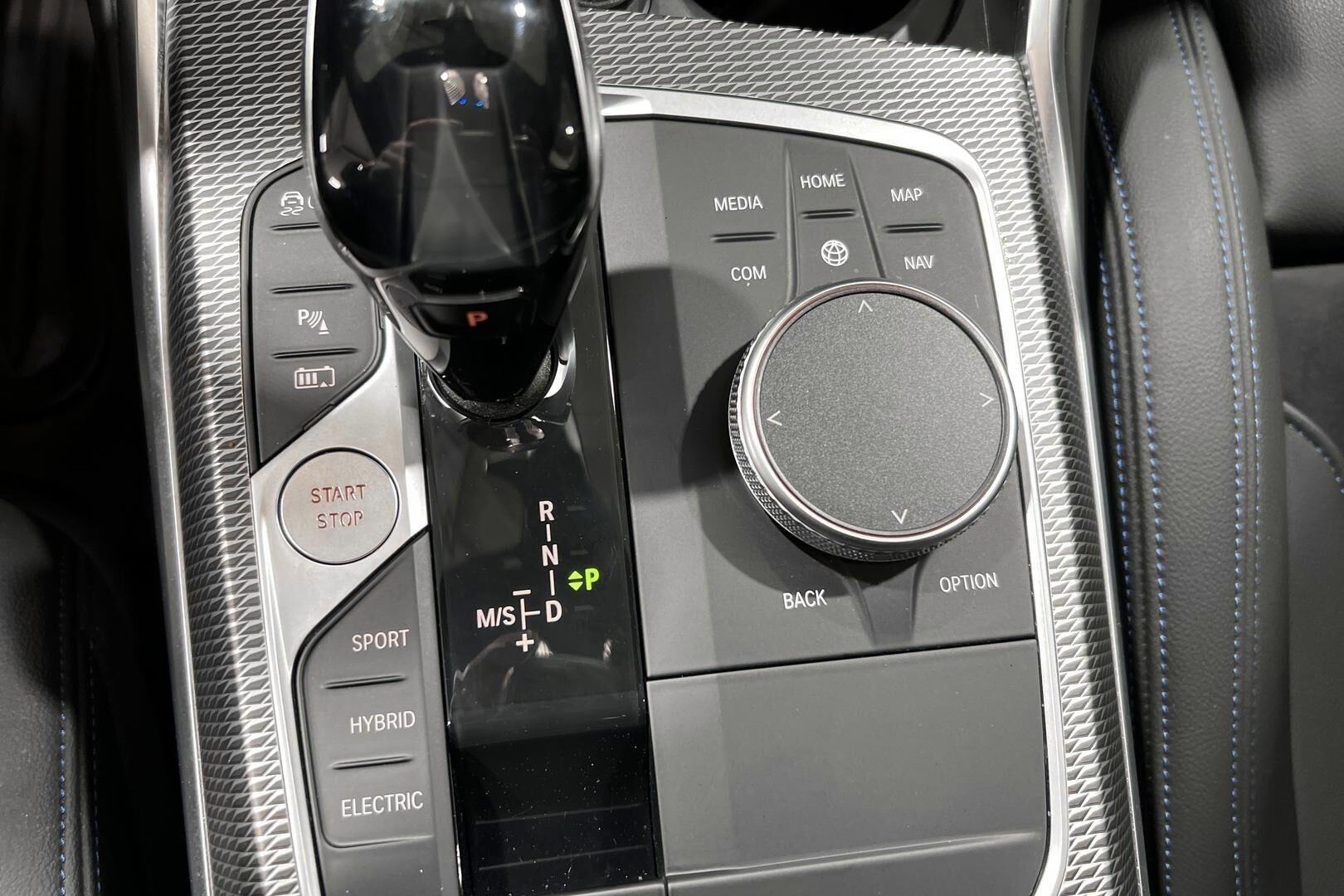 BMW 3-sarja iso kuva 18