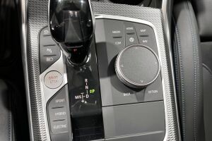 BMW 3-sarja esikatselu 18