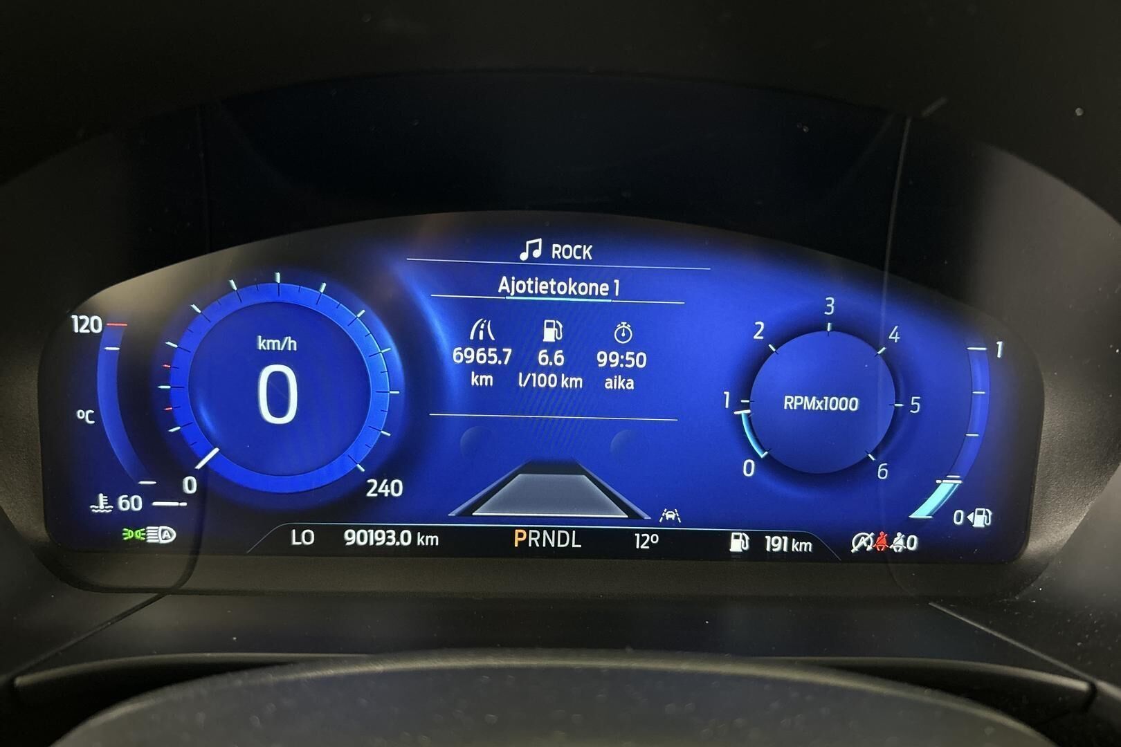 Ford Kuga iso kuva 15