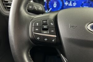 Ford Kuga esikatselu 17