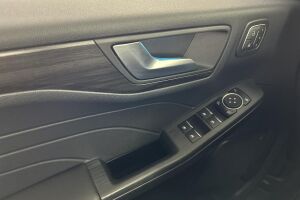 Ford Kuga esikatselu 21
