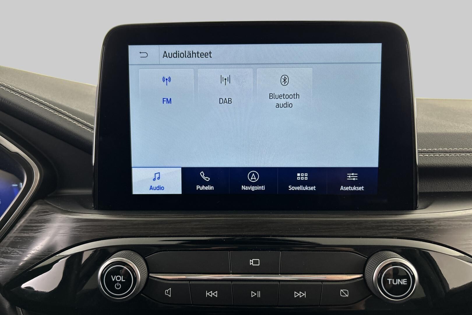 Ford Kuga iso kuva 24