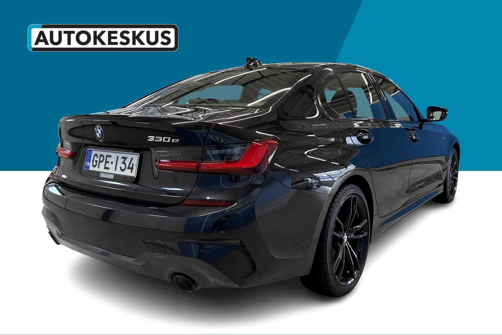 BMW 330 2019, kuva 6/28