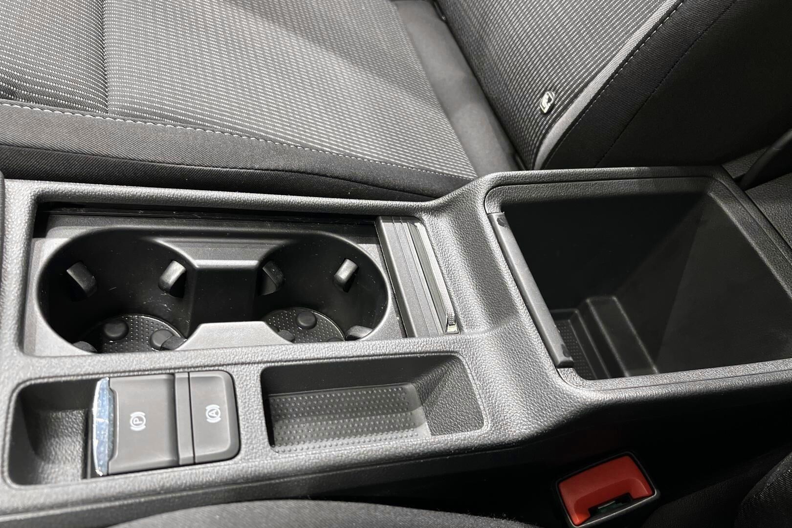 Skoda Octavia iso kuva 11