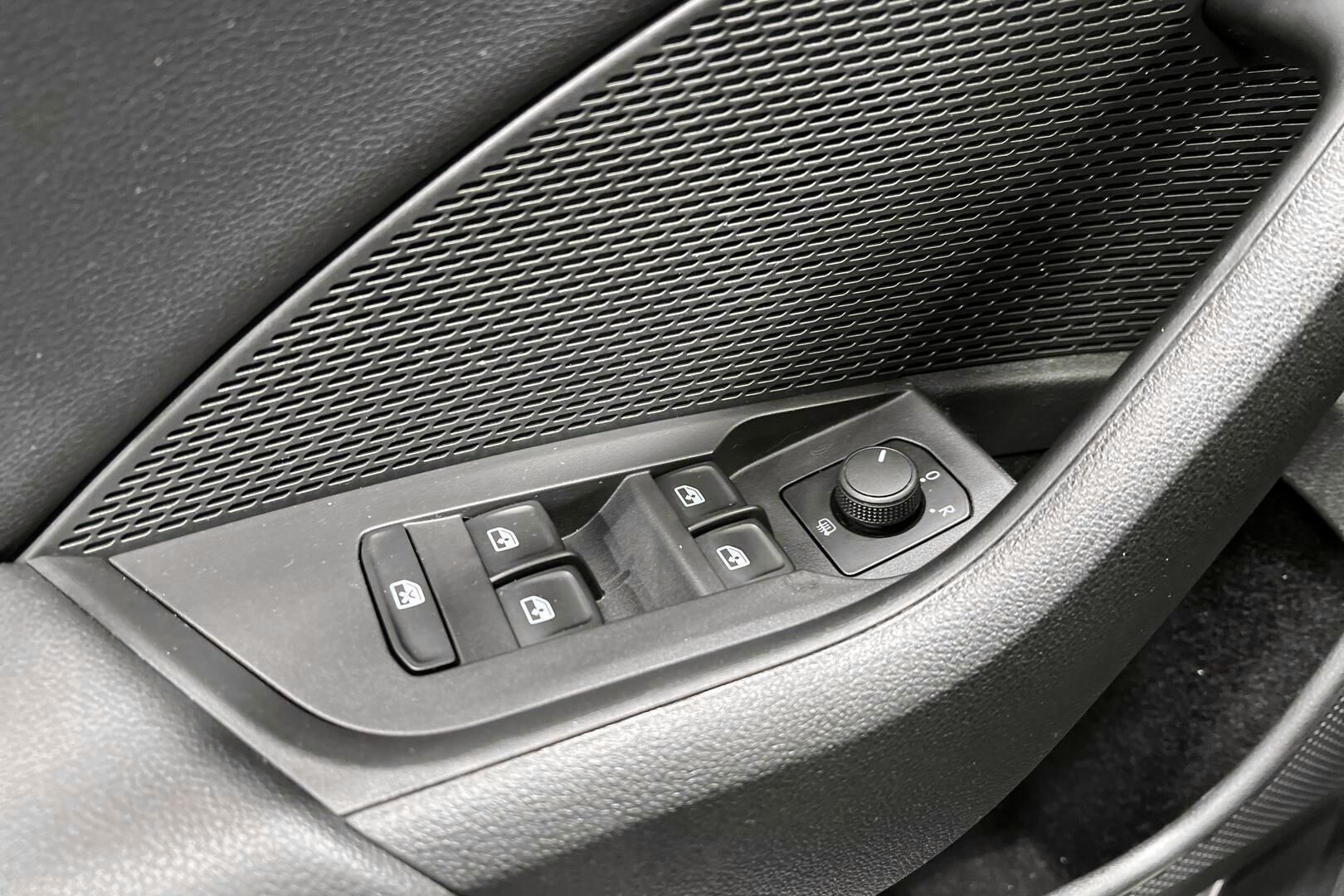 Skoda Octavia iso kuva 15