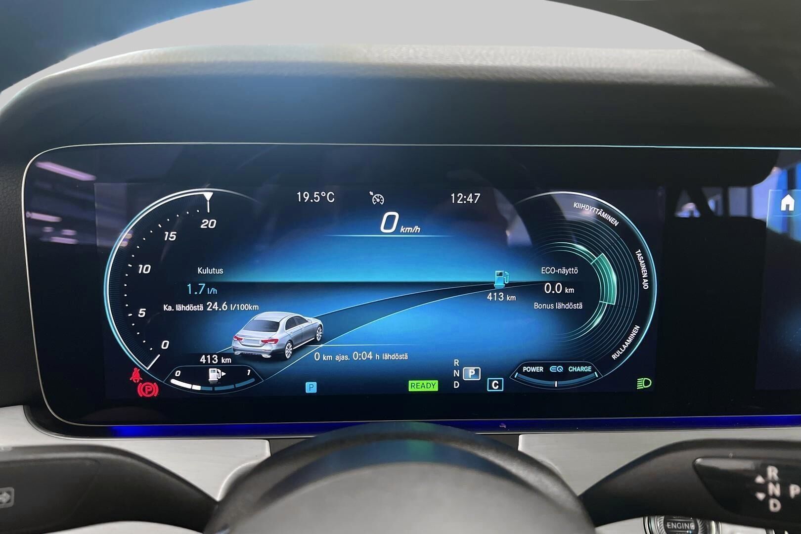 Mercedes-Benz E iso kuva 10