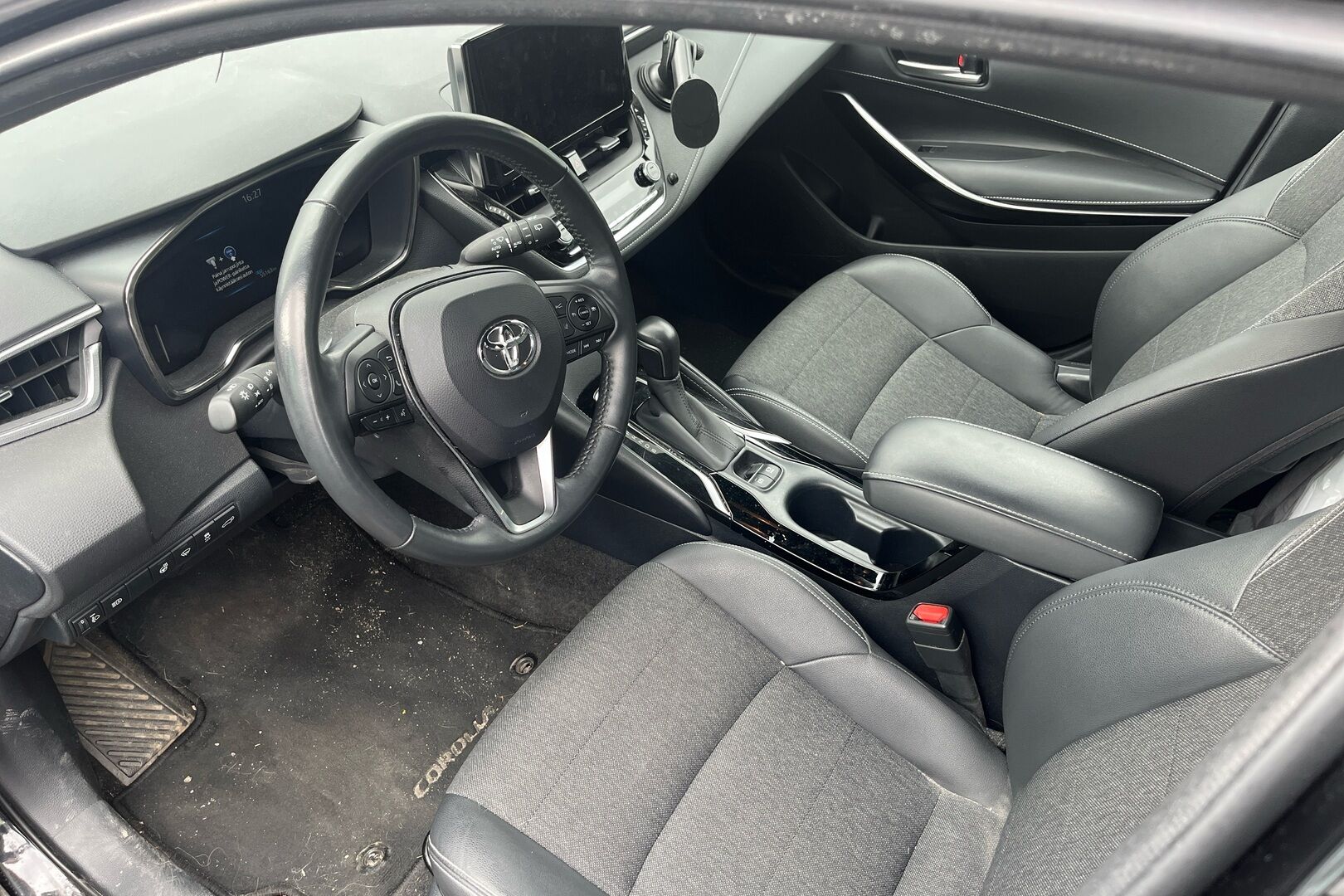 Toyota Corolla iso kuva 1