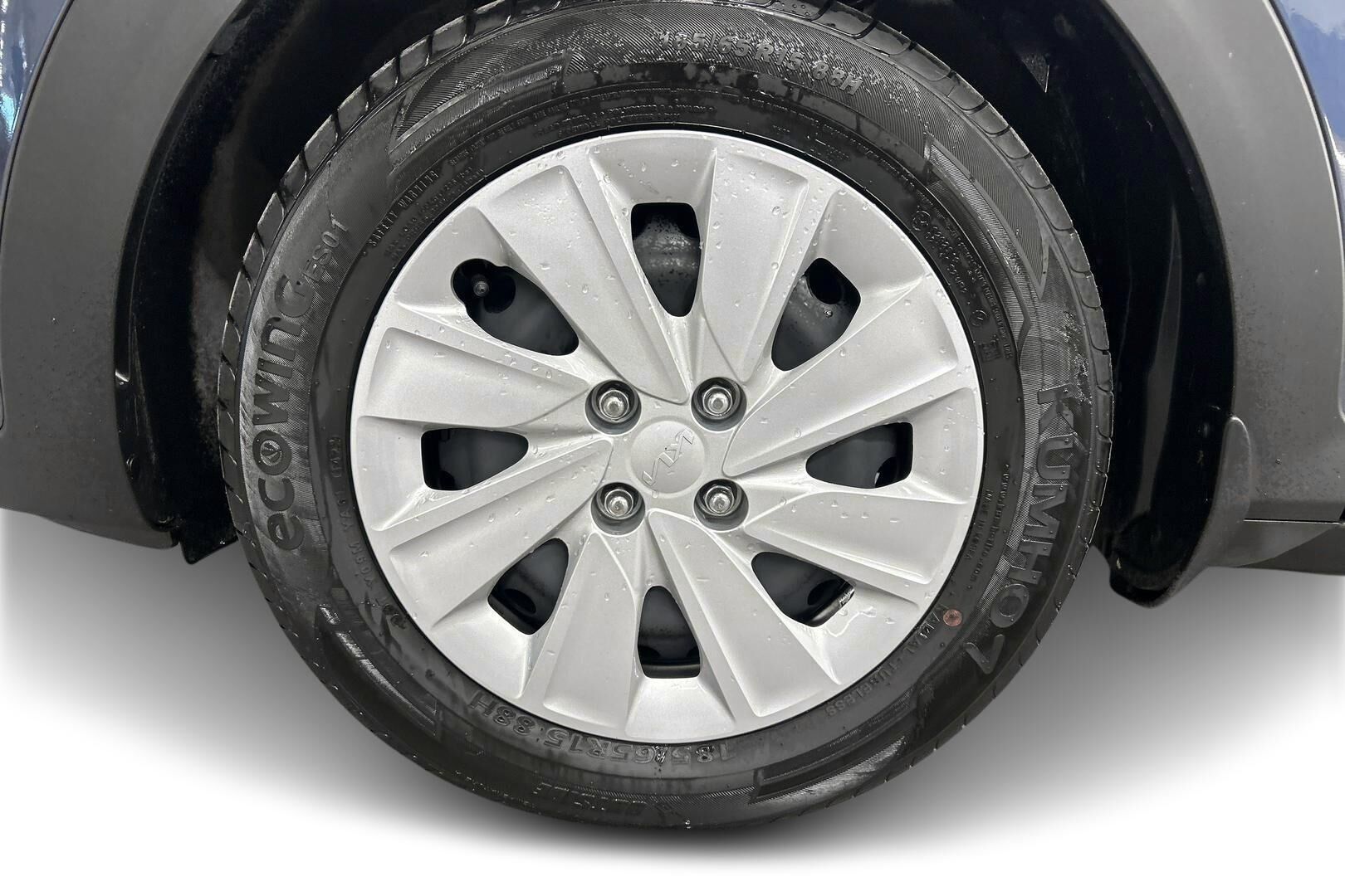 Kia Stonic iso kuva 10