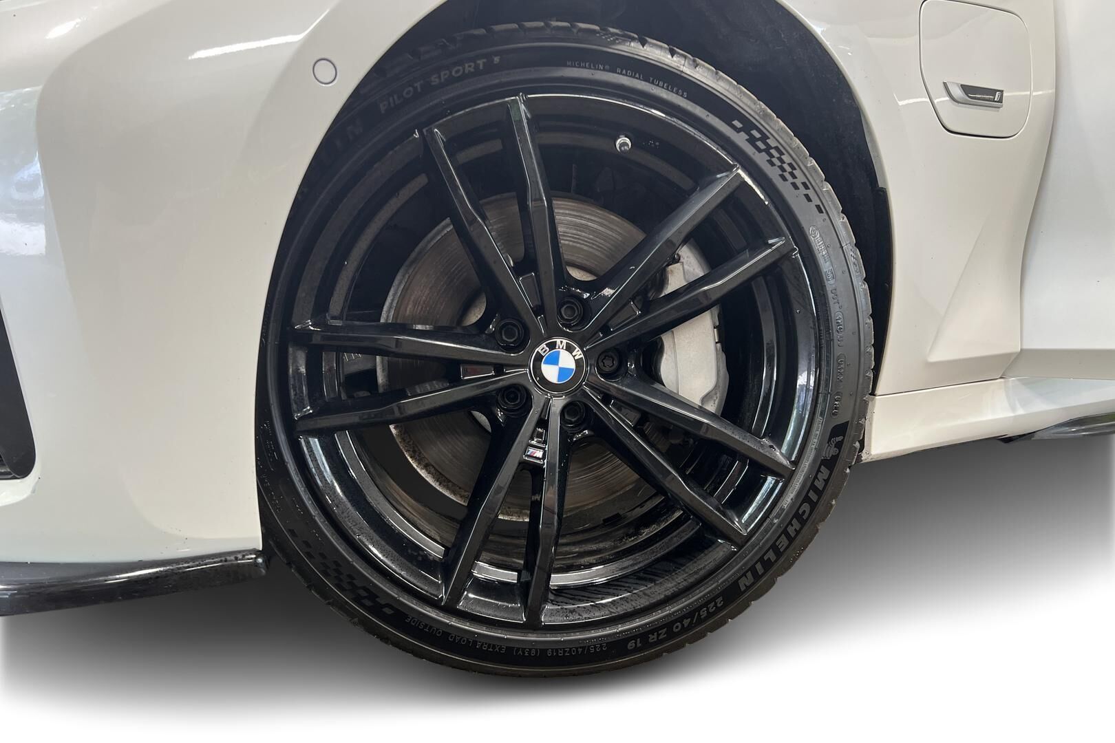 BMW 3-sarja iso kuva 7
