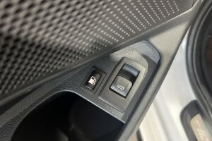 BMW 3-sarja esikatselu 10