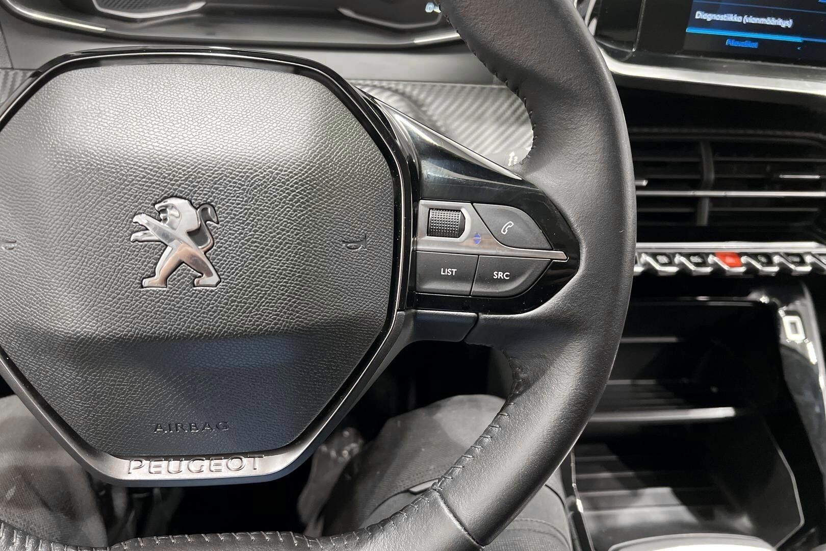 Peugeot 208 iso kuva 19