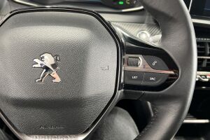 Peugeot e-2008 esikatselu 12