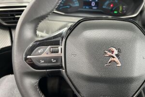 Peugeot e-2008 esikatselu 13