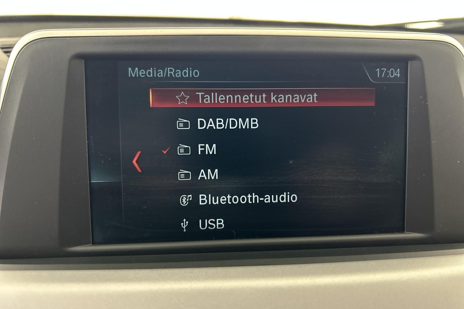 BMW X2 iso kuva 16