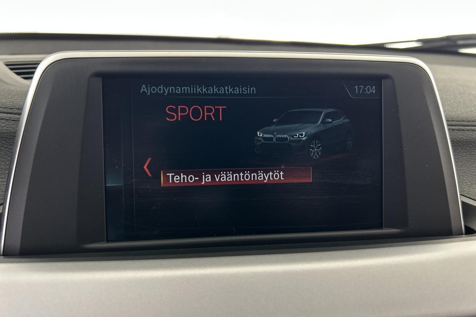 BMW X2 iso kuva 17