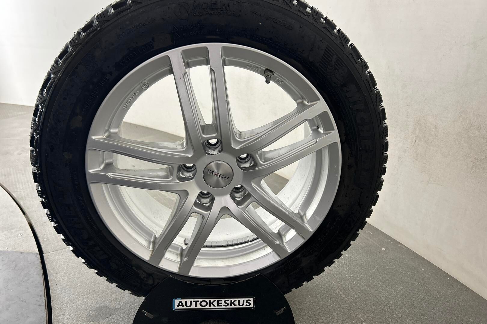 BMW X2 iso kuva 29