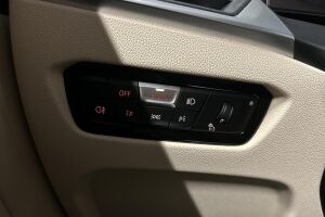 BMW i4 esikatselu 18