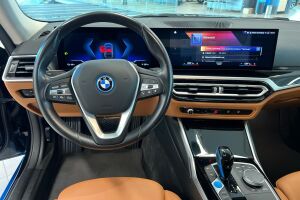 BMW i4 esikatselu 20