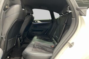 BMW i4 esikatselu 29