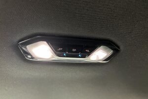 BMW i4 esikatselu 25