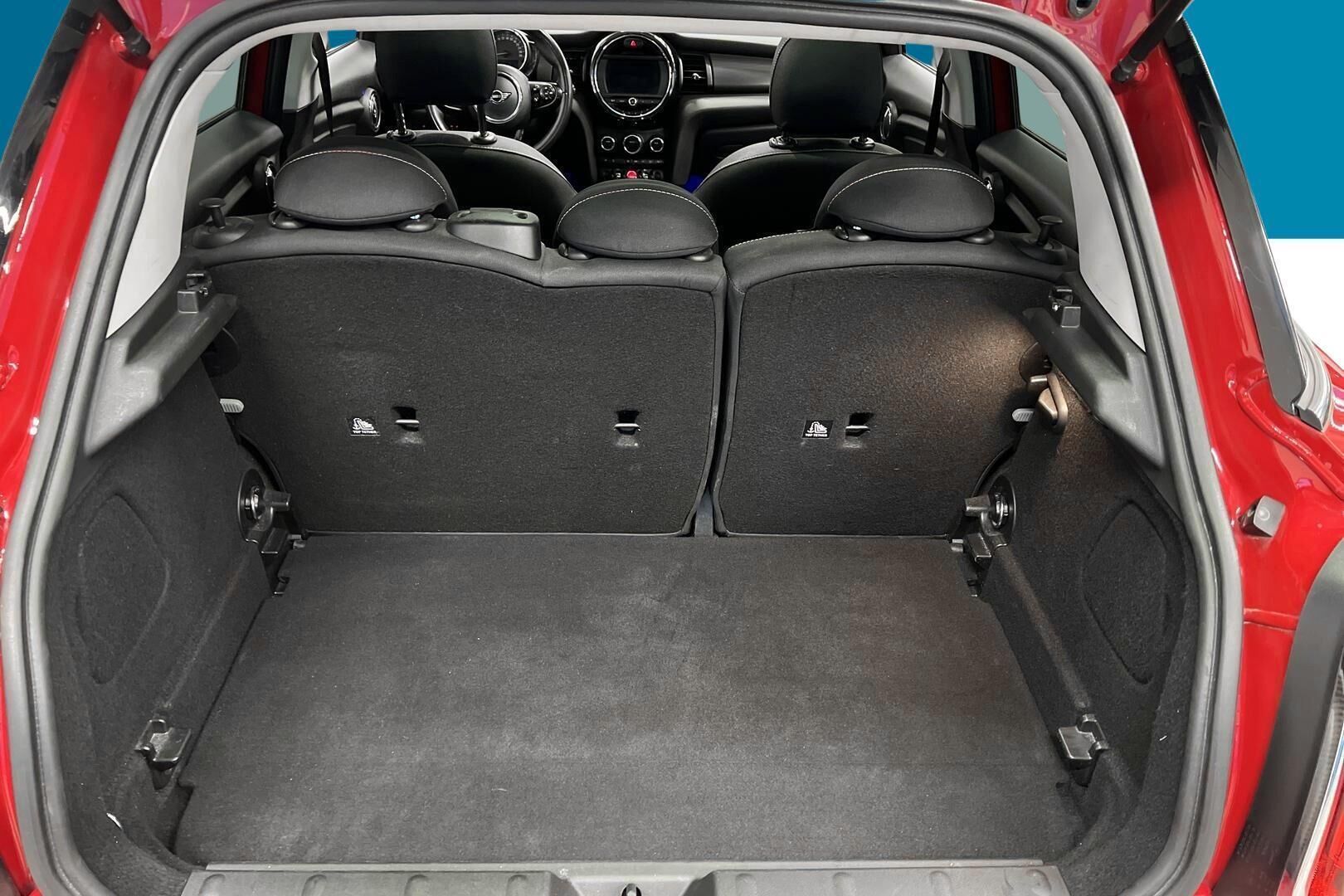 Mini COOPER iso kuva 13