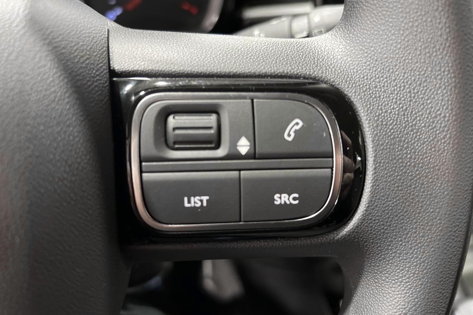 Citroen C3 iso kuva 13