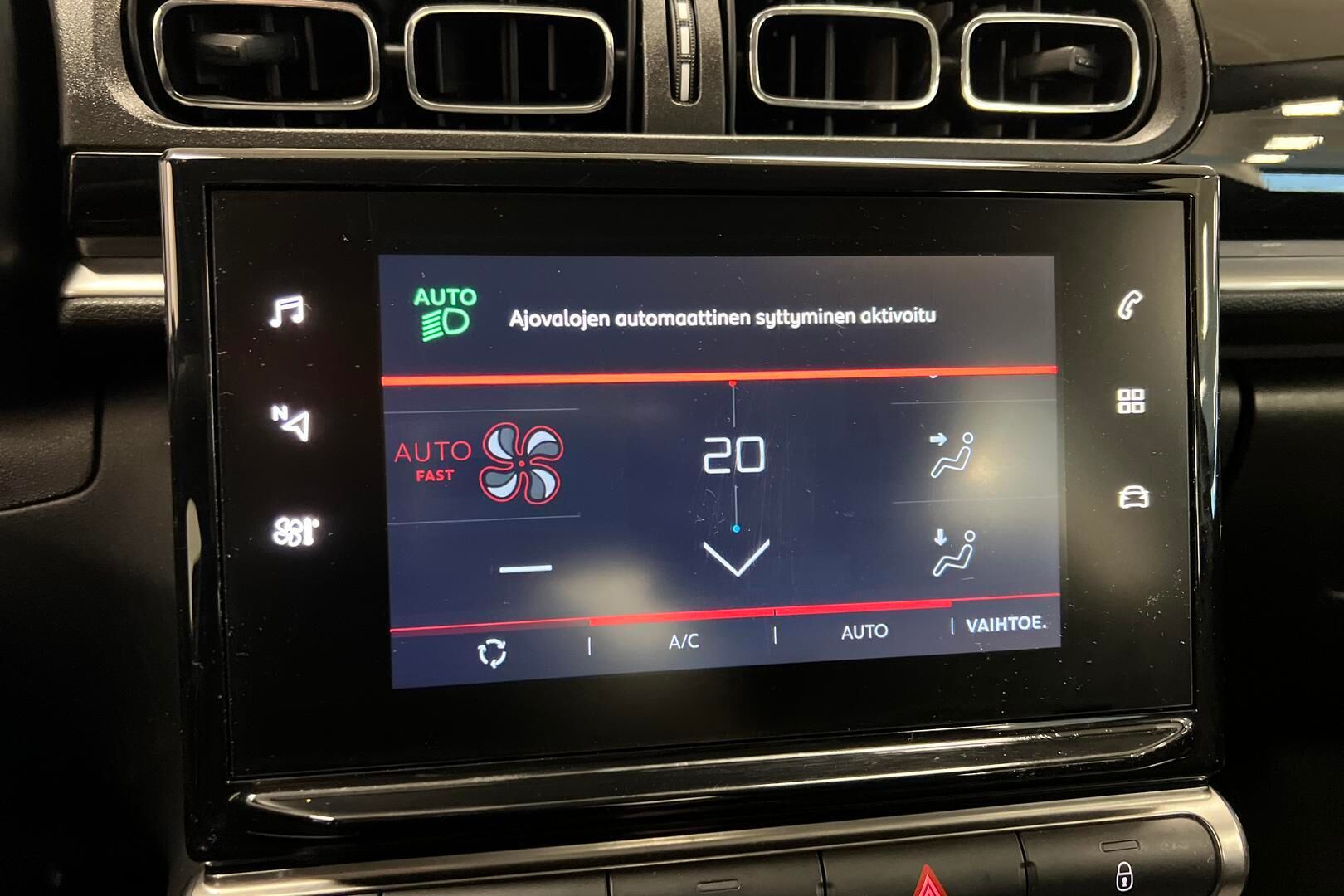 Citroen C3 iso kuva 12