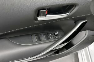 Toyota Corolla esikatselu 24