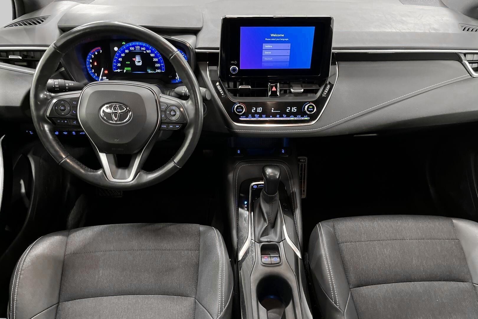 Toyota Corolla iso kuva 9