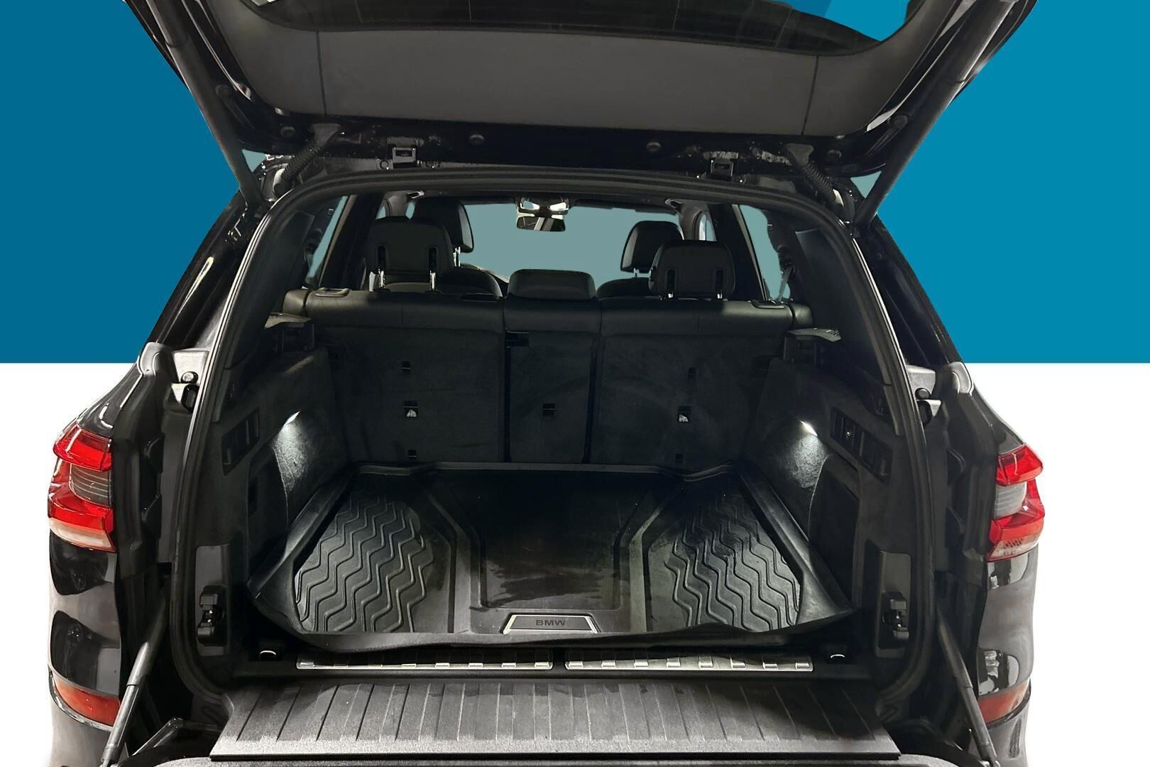 BMW X5 iso kuva 11