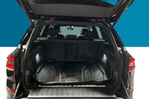BMW X5 esikatselu 11