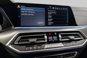 BMW X5 esikatselu 21