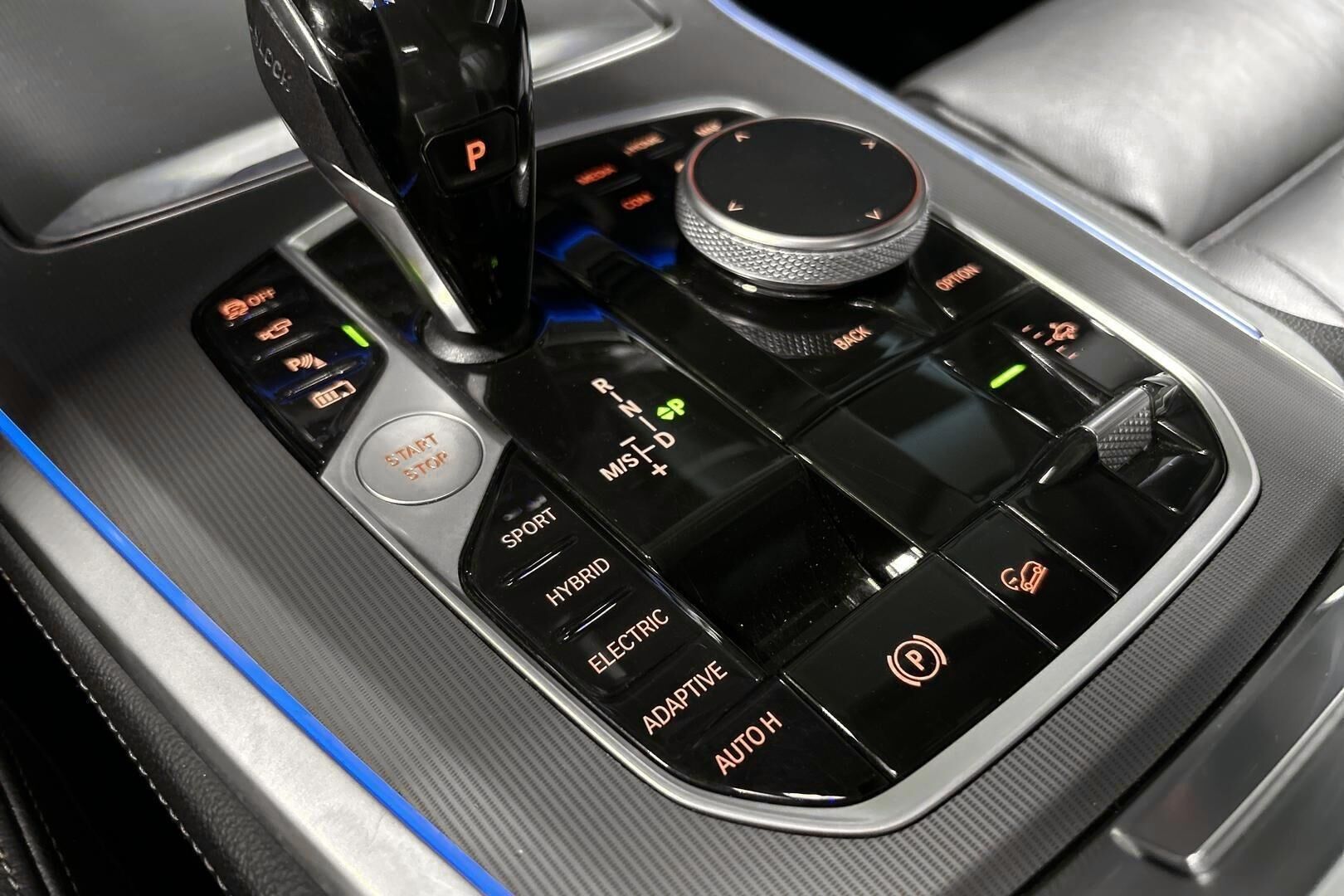 BMW X5 iso kuva 26