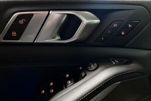 BMW X5 esikatselu 44