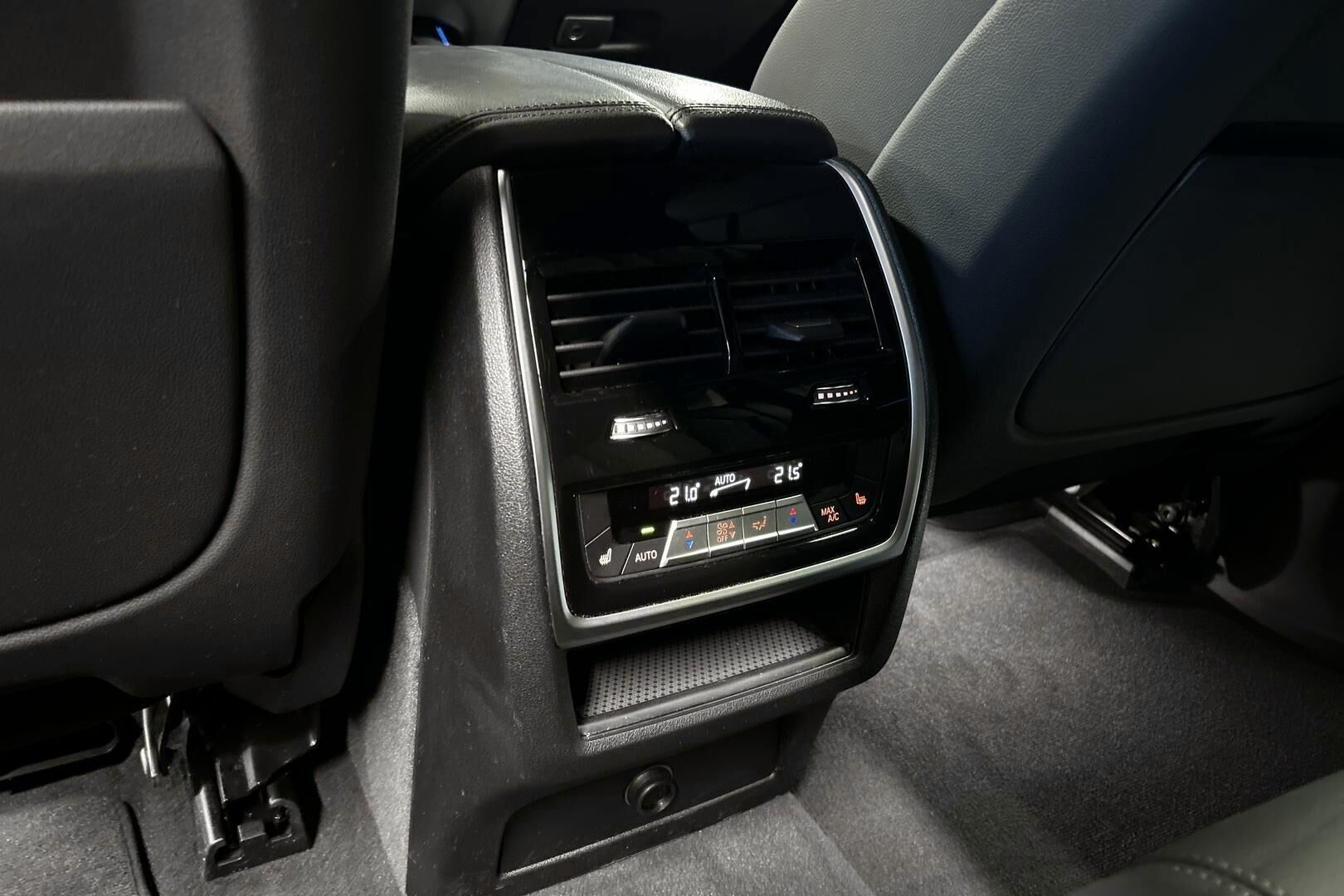BMW X5 iso kuva 46