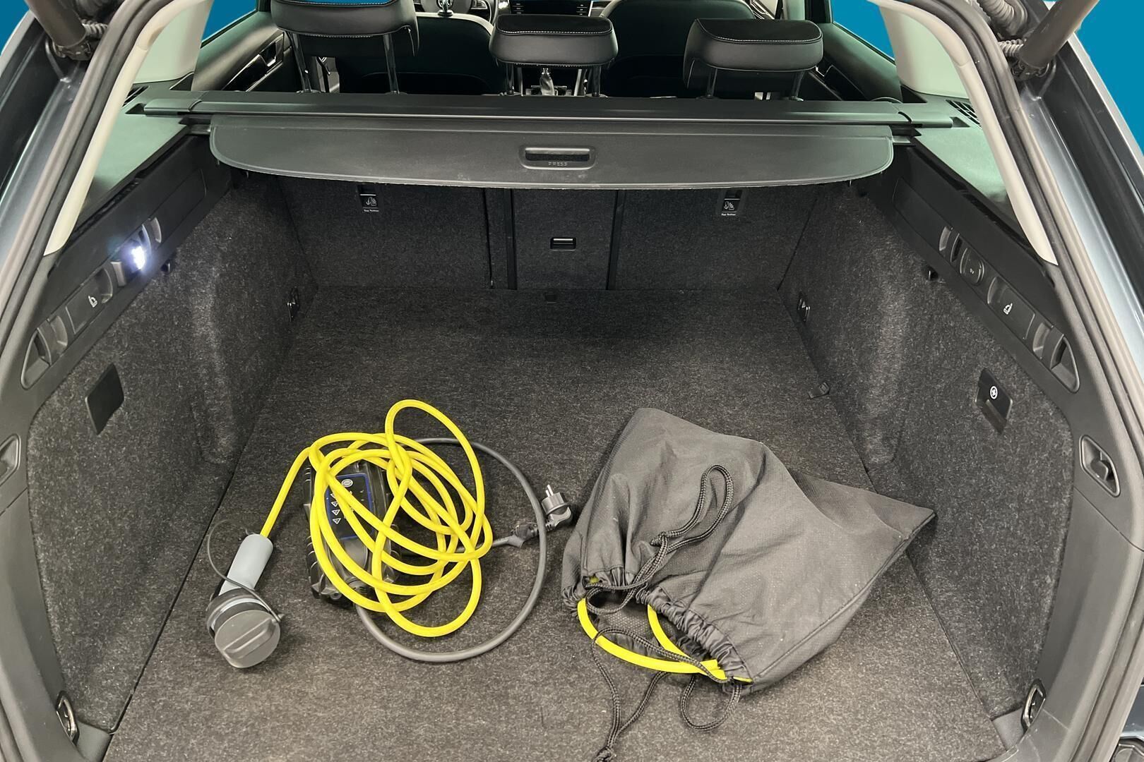 Skoda Superb iso kuva 12