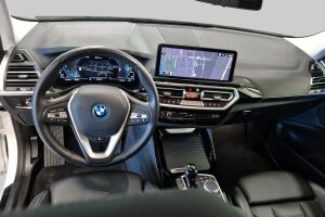 BMW X3 esikatselu 10