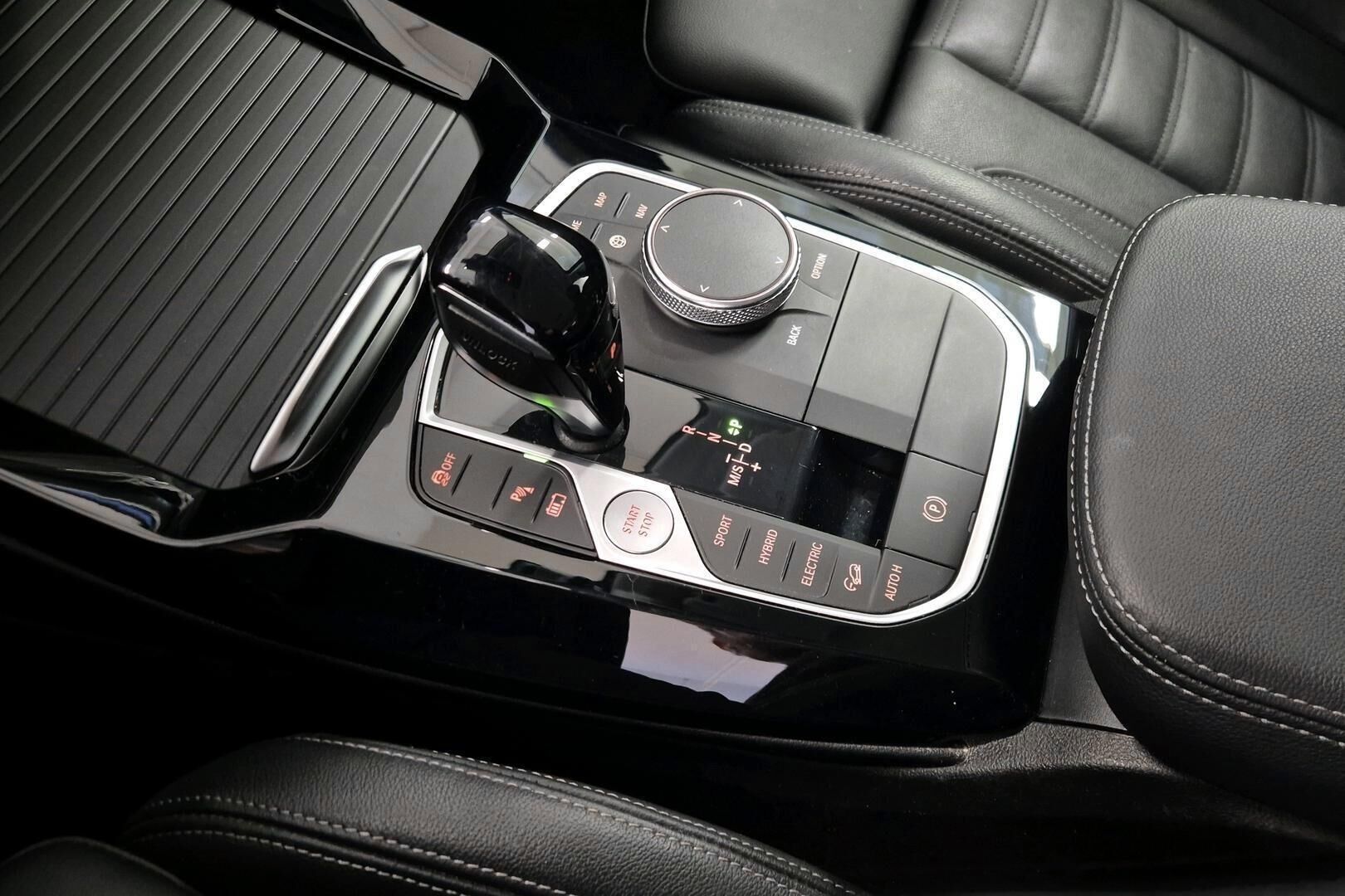 BMW X3 iso kuva 16