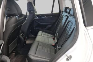 BMW X3 esikatselu 9