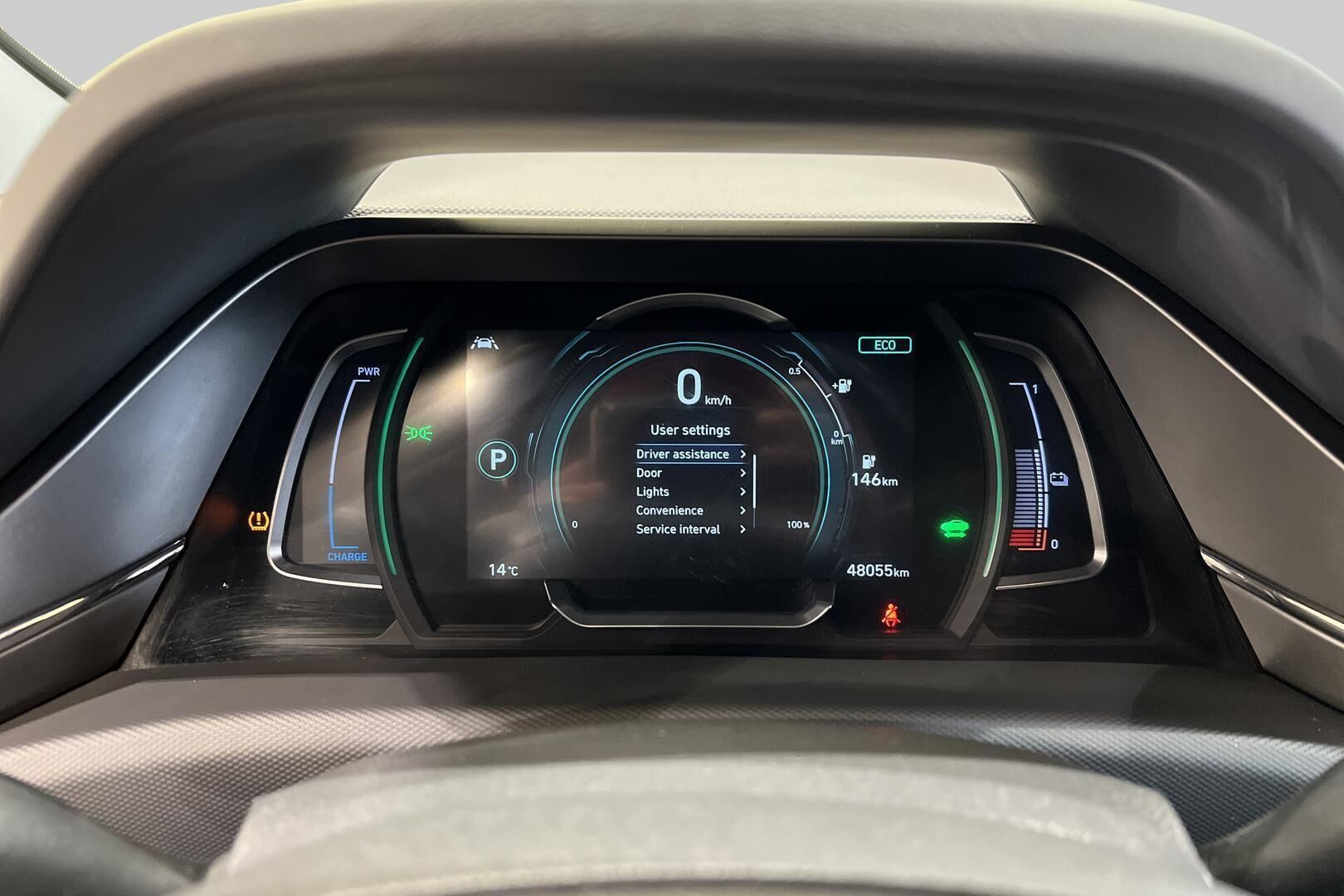 Hyundai IONIQ electric iso kuva 14
