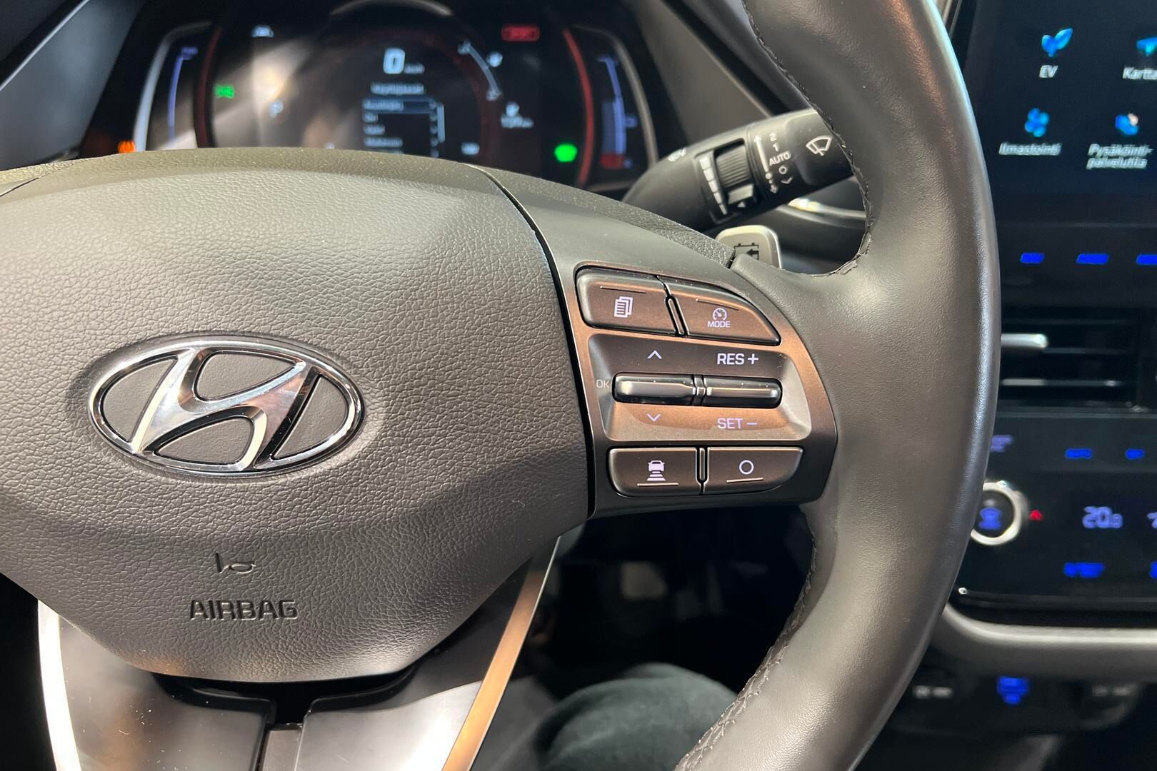 Hyundai IONIQ electric iso kuva 22