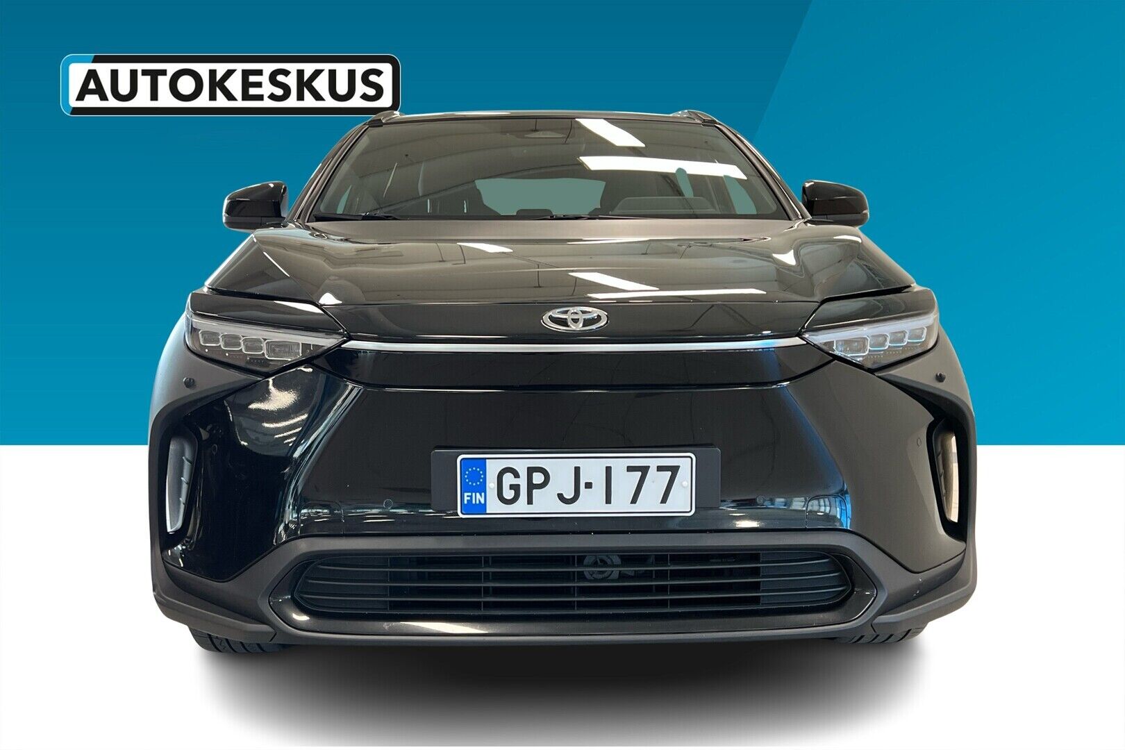 Toyota bZ4X iso kuva 3