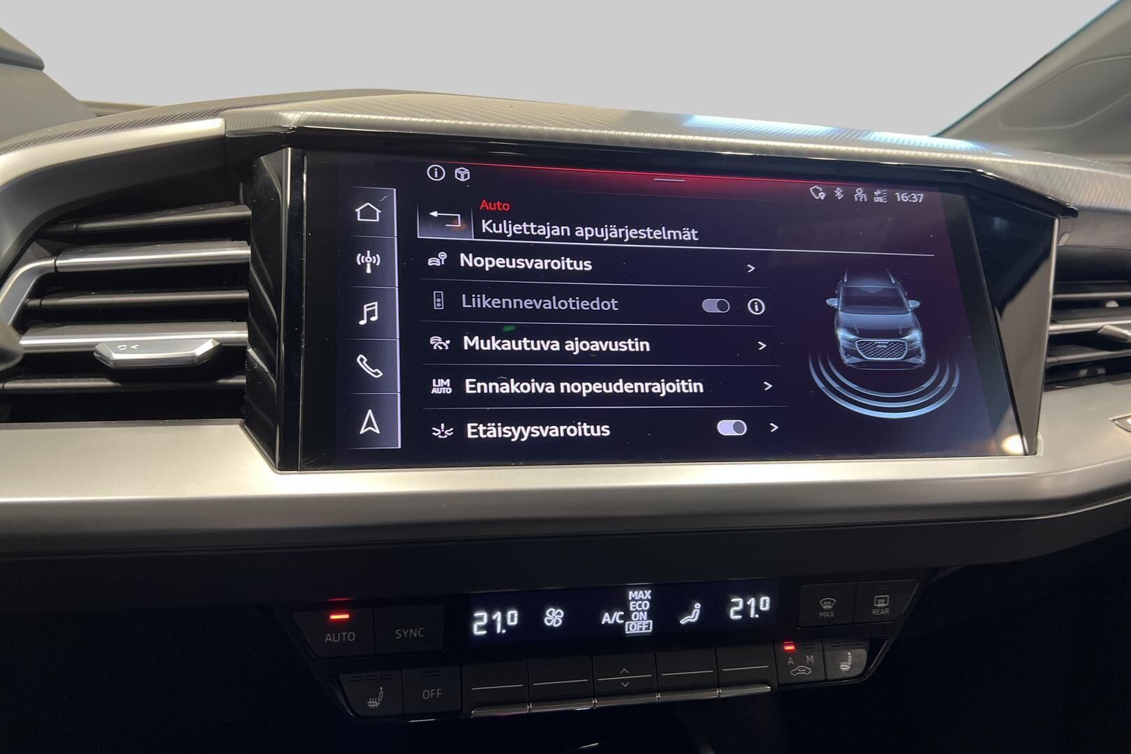 Audi Q4 e-tron iso kuva 21